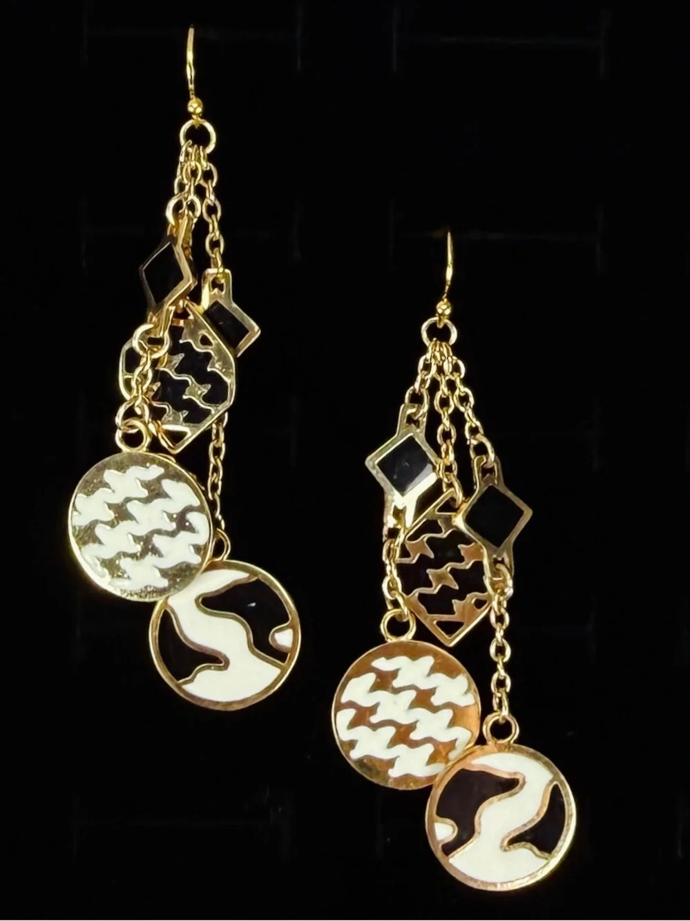 Beautiful goldtone black and cream triple chain fringe drop pierced earrings